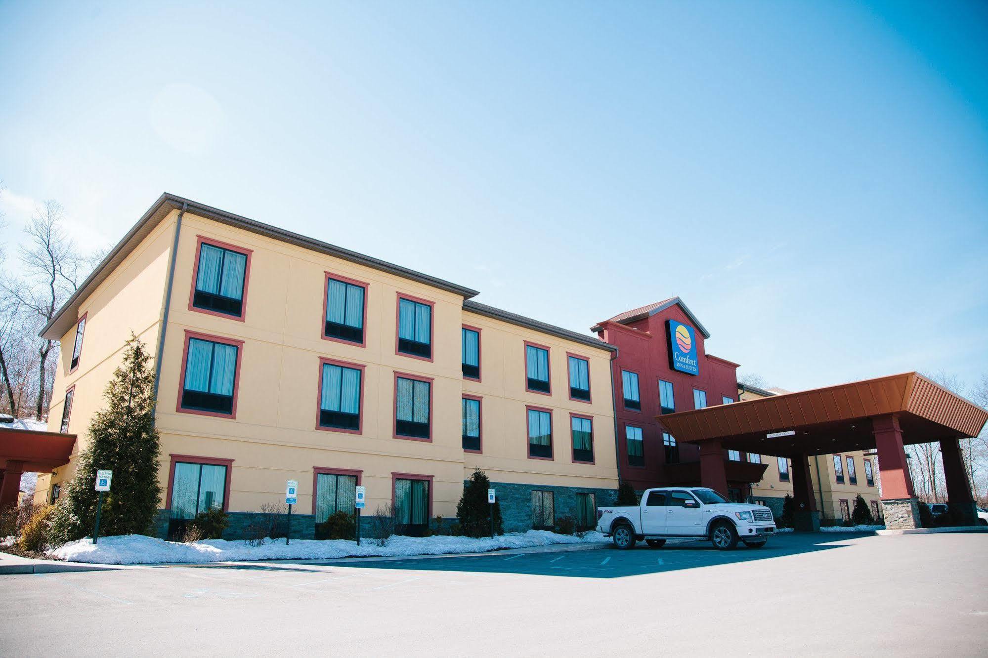 Comfort Inn & Suites Tunkhannock Zewnętrze zdjęcie